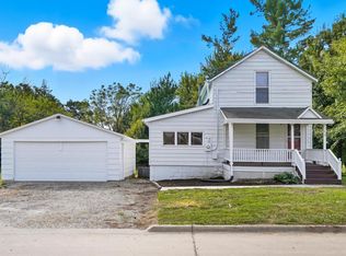 106 E Harlan St, Mount Pleasant, IA 52641
