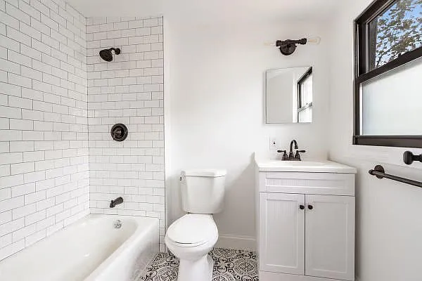 Rented by EXR | media 3