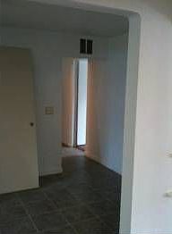 2nd image of 884 Cleveland Ave