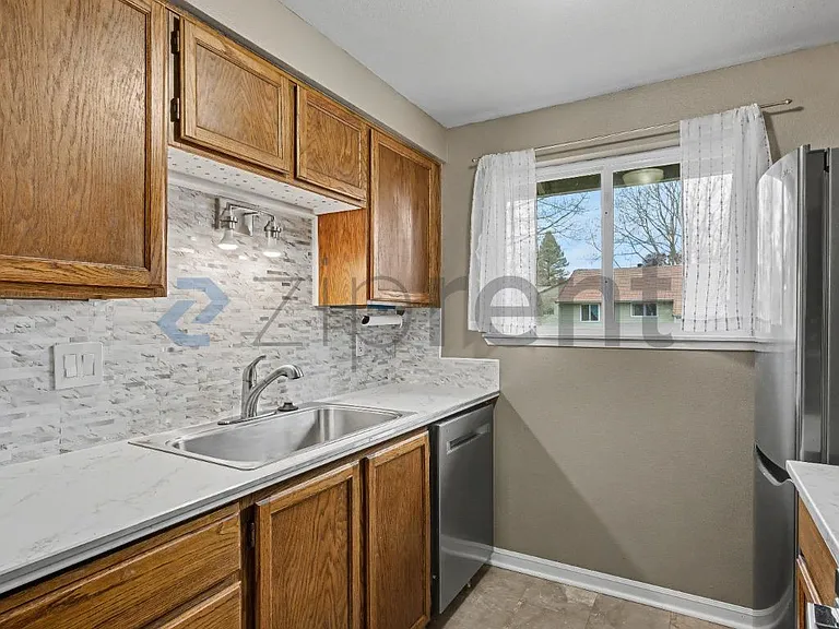 5160 SW 180th Ave #2 — Photo 9