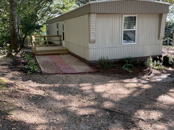 3 Sparkleberry Rd