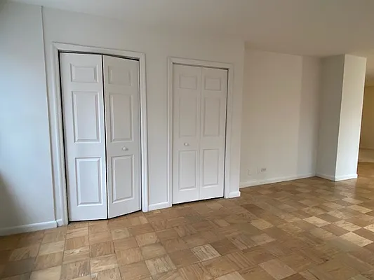 Rented by REAL New York | media 7