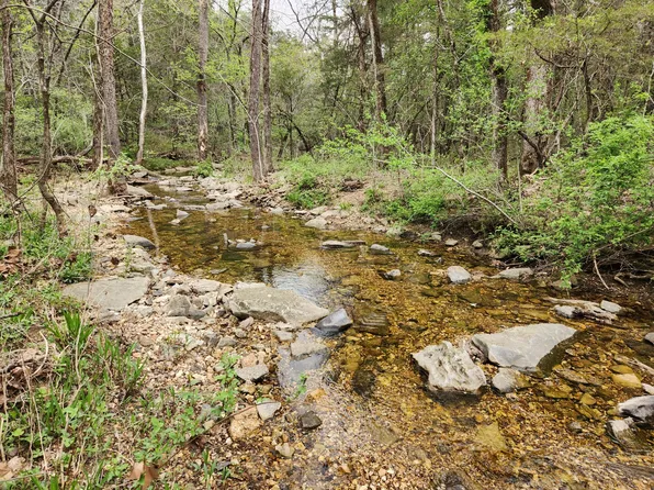 000 Farm Road 2300, Eagle Rock, MO 65641