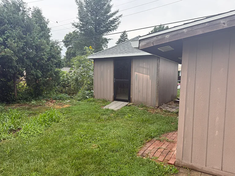 1614 Rebecca Dr — Photo 13