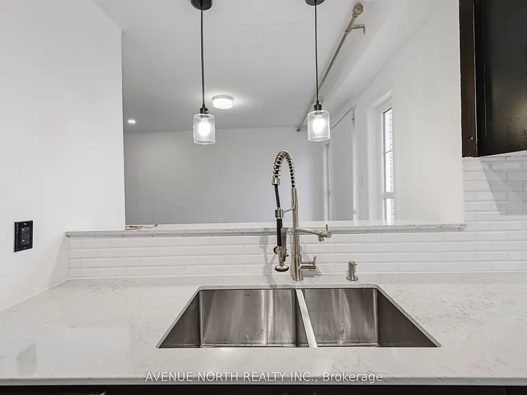 403 Gerardia Ln — Photo 14