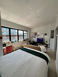 321 Ninth Street