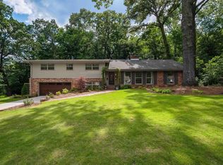 1304 Willoughby Rd, Vestavia Hills, AL 35216