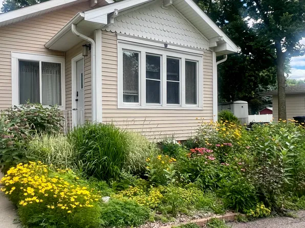 1504 E Main St, Mankato, MN 56001