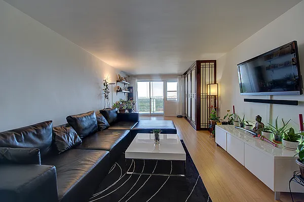 Sold by Benjamin Realty Since 1980 | media 28