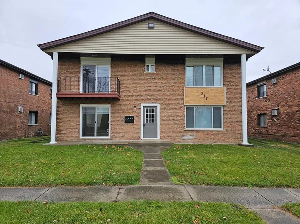 217 Harvard St #3, Momence, IL 60954