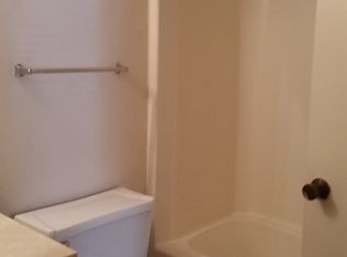 1202 Julia St NW APT 12, Huntsville, AL 35816