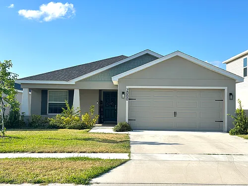 2000 Golden Beak Dr Photo 1