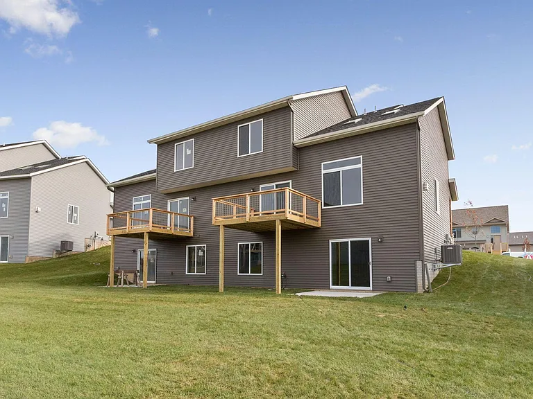 Photo of a Similar Property