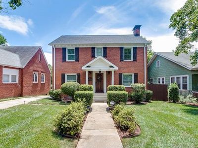 617 Grandin Rd, Charlotte, NC, 28208