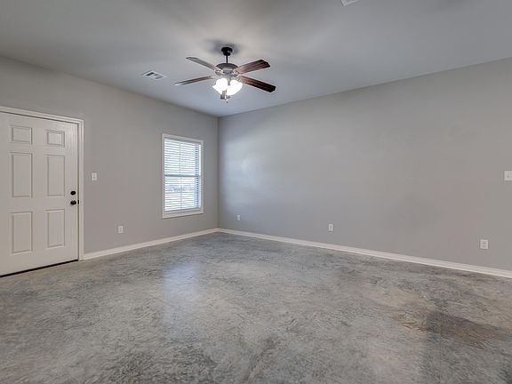 4th image of 122 Loblolly Dr