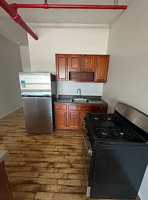 Rented by Carnegie Management Inc | media 8