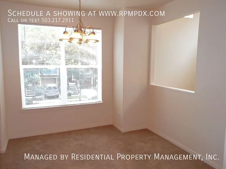 2095 NE Sheffield Ave — Photo 9