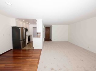 3933 Harrison St APT 302, Oakland, CA 94611