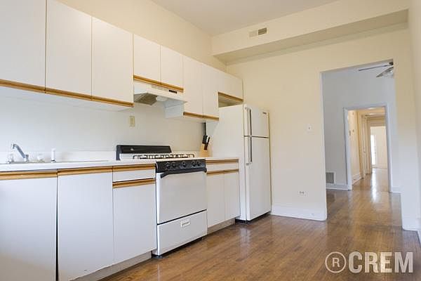 1st image of 843 W Lakeside Pl #3E