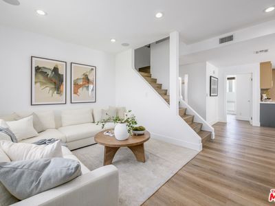 1080 Everett Pl, Los Angeles, CA, 90026