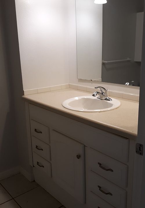 1st image of 2517 Gary Cir #2517