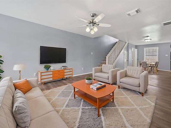 2nd image of 2302 Abernathy St
