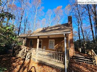 112 Akita Dr, Ennice, NC 28623