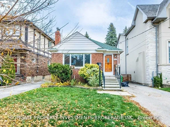 323 Rumsey Rd, Toronto, ON M4G 1R6