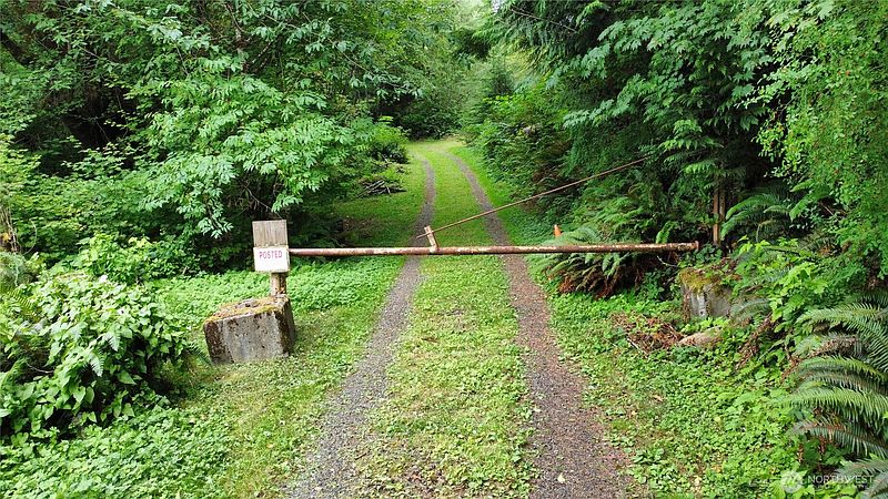2nd image of 1608 E Hoquiam Road