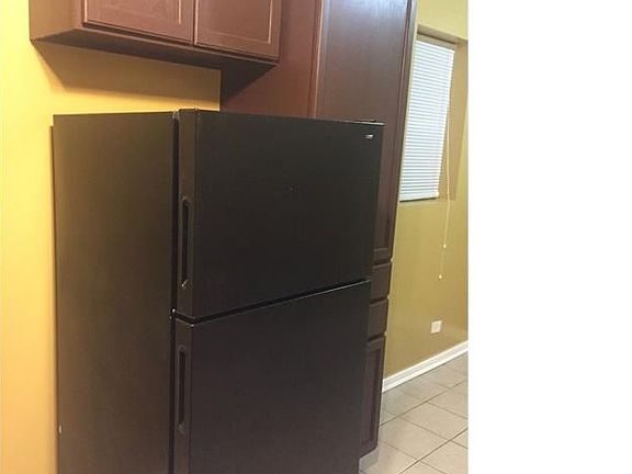 3rd image of 7704 S Essex Ave #1D