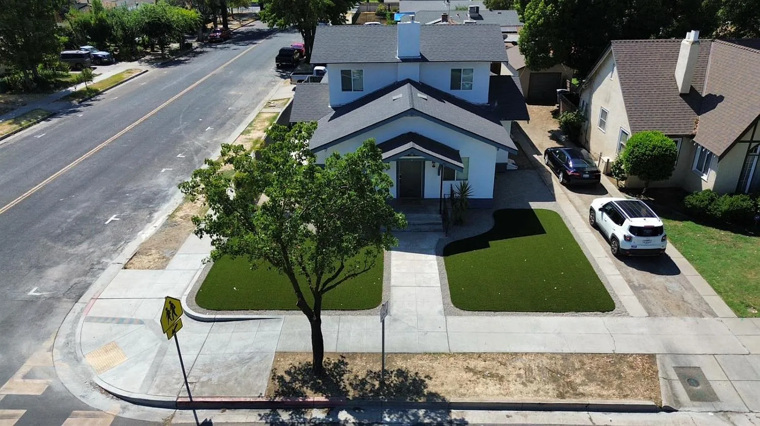 800 W Yosemite Ave photo 1