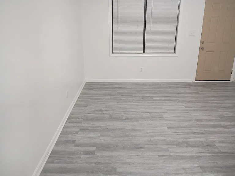 14 Flint Dr — Photo 7