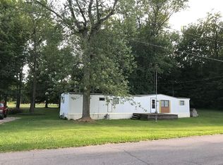 8348 E Emery Rd, New Carlisle, IN 46552