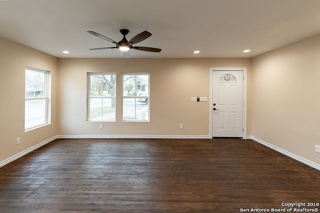 1st image of 938 W Hermosa Dr