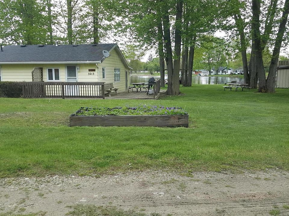 1st image of 3213 Shady Ln