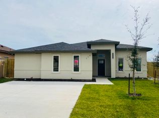 119 Richard Raymond Rd, Laredo, TX 78046