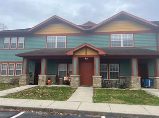 2375 Fairway Dr #C-7, Nashville, IN 47448