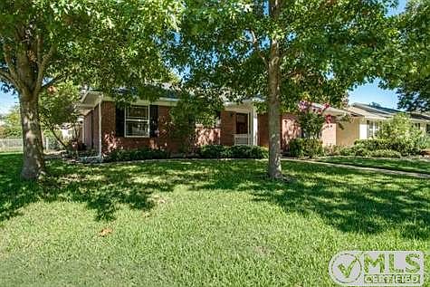 4th image of 10205 Lakemere Dr