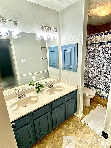 2401 Kline Cir — Photo 6