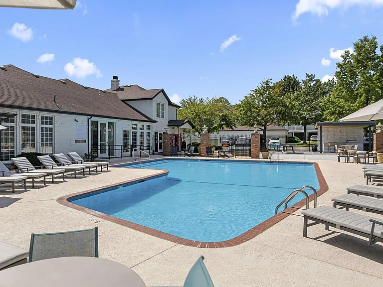The Louis Townhomes — Photo 43