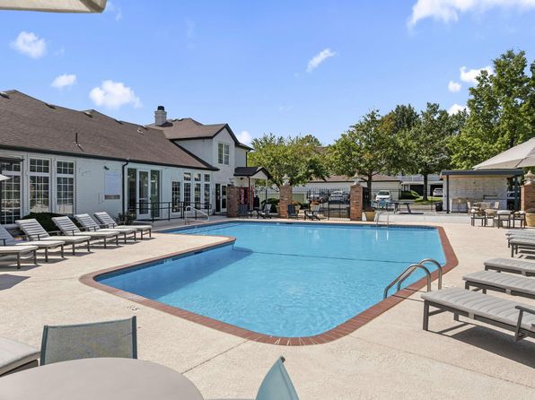 13900 Newton St #1706