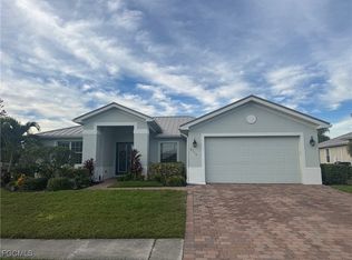 2557 Ashbury Cir, Cape Coral, FL 33991