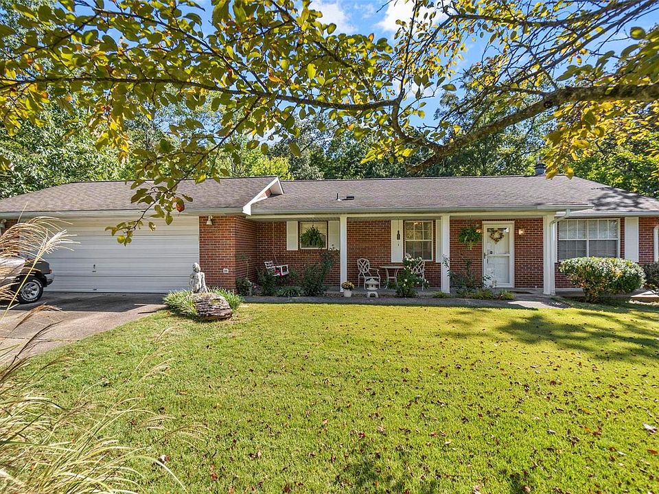1st image of 2716 Oakshire Cir