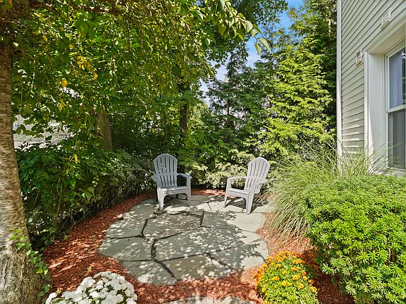 5th image of 36 Decatur St APT 4
