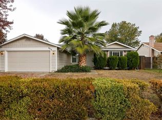 962 Almond Dr, Oakley, CA