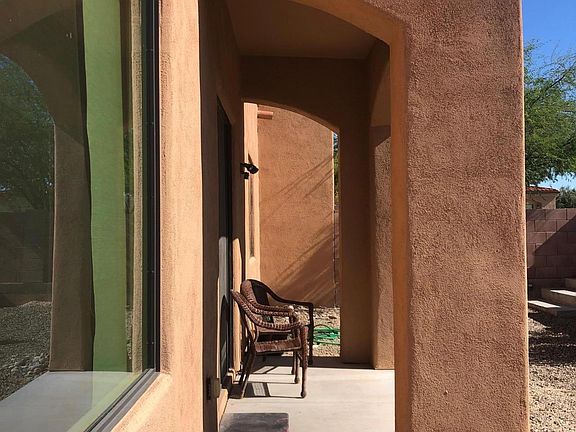 4th image of 532 E Weckl Pl