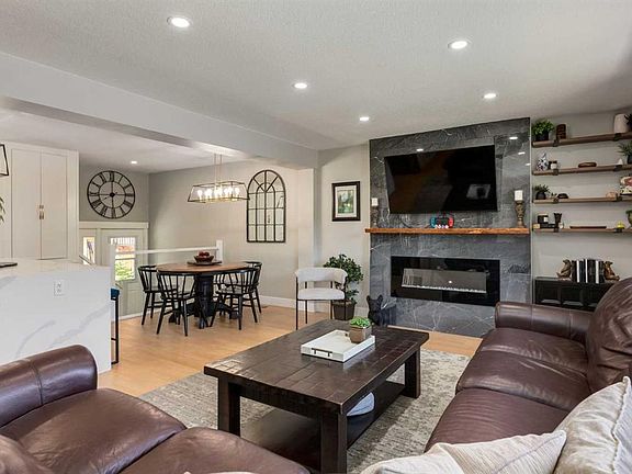 4th image of 4627 SE Verona Dr NW