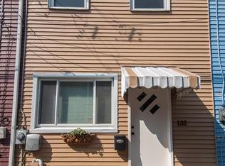 132 Banner Way, Pittsburgh, PA 15201