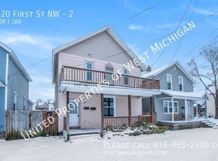 820 1st St NW #2, Grand Rapids, MI 49504
