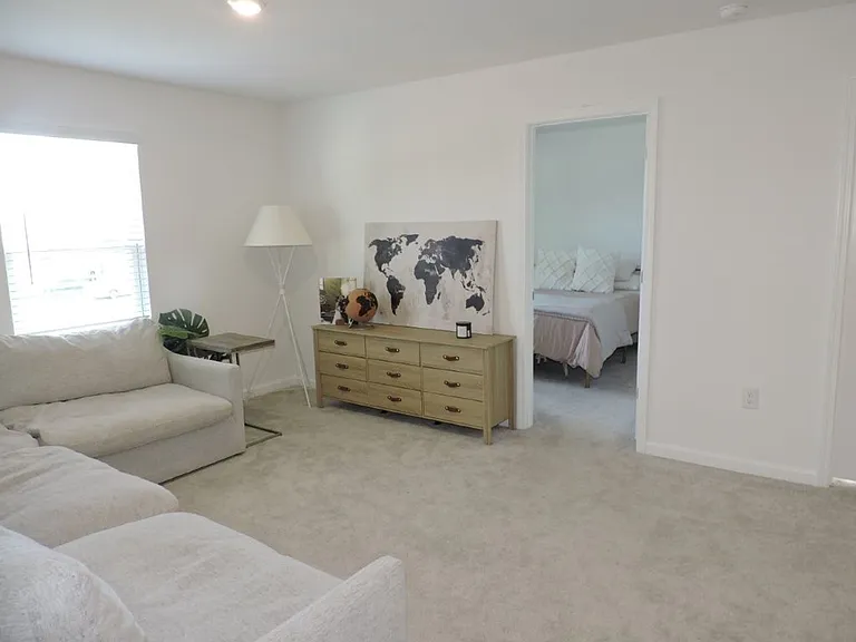 4664 Carlstrom Ln — Photo 20